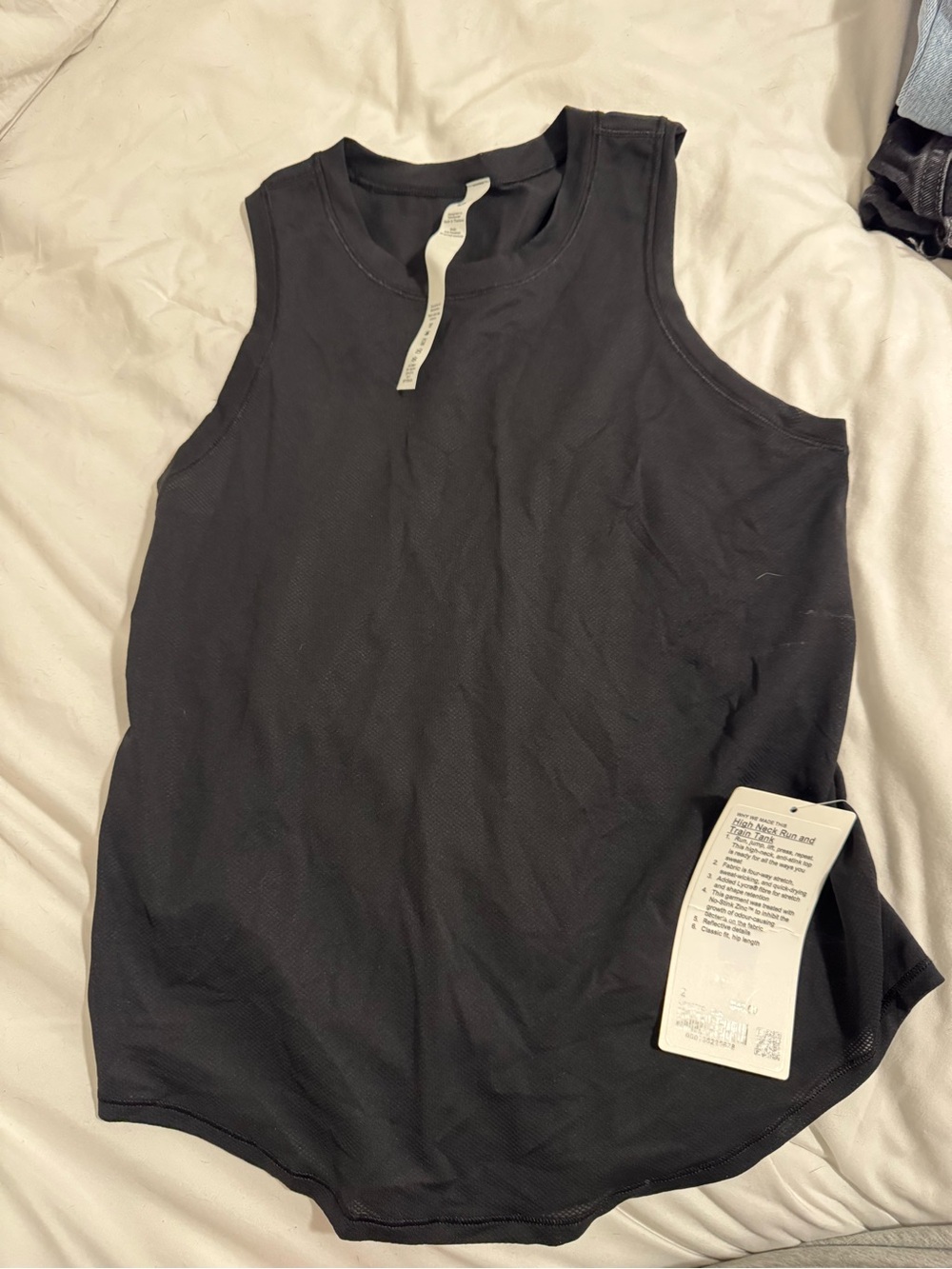 Lululemon Neck Run and Train Tank Black